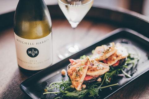Mitchell Harris Wine Bar - Tourism Caloundra 1