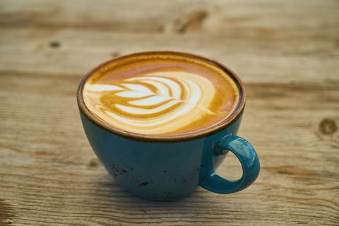 Flame Trees Cafe And Cakery - Tourism Caloundra 1