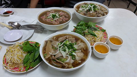 Pho Tau Bay - Tourism Caloundra 0