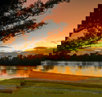 Three Birds Riverfront Restaurant - Tourism Caloundra