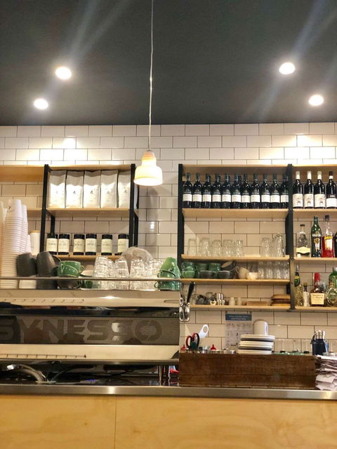 Trims Restaurant - Tourism Caloundra 0