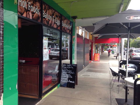 Cafe Bordeaux - Tourism Caloundra 0