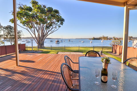 Cafe On Queen - Tourism Caloundra 0