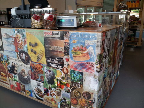 Jetty Food Store - Tourism Caloundra 0