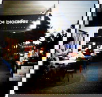 Bradlees on the Beach - Tourism Caloundra