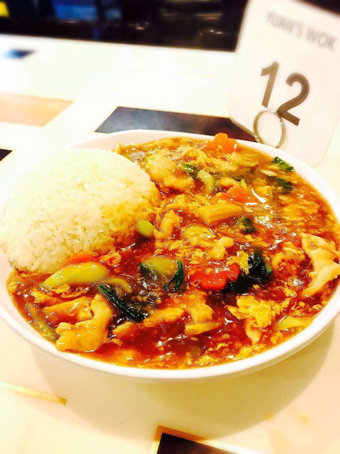 Yuan's Wok - Tourism Caloundra 0
