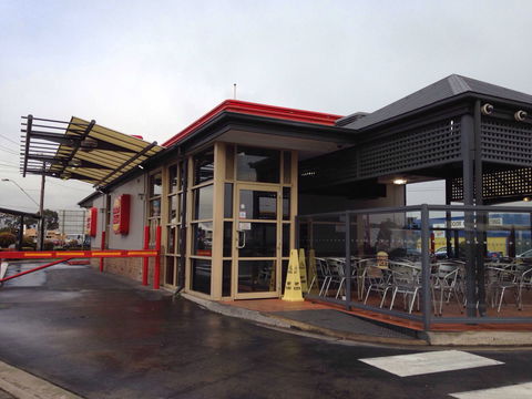 Cafe Crown 85 - Tourism Caloundra 0