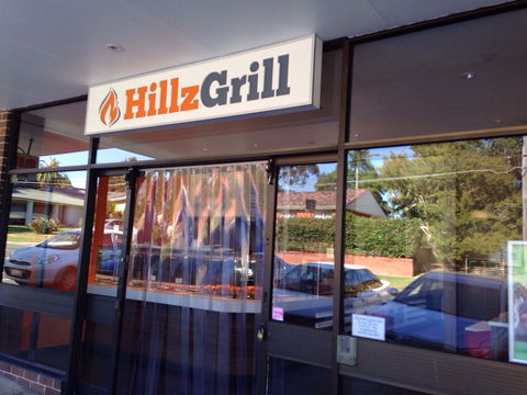 Hillz Grill - Tourism Caloundra 0