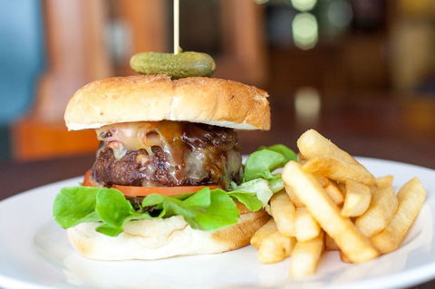 Paddy's Pub And Grill - Tourism Caloundra 0