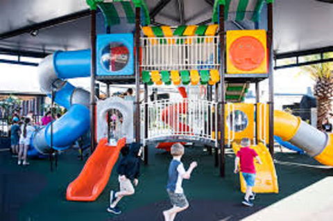 Toormina Hotel - Tourism Caloundra 0