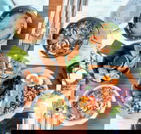 Wah Wah Gee - Tourism Caloundra