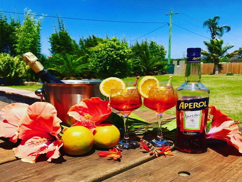 Emerson's On Main - Tourism Caloundra 0