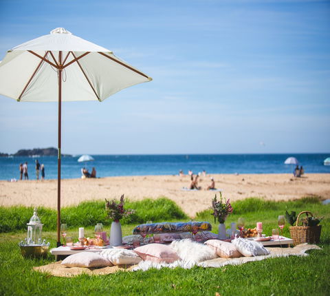 Picnic By The Sea - Tourism Caloundra 0