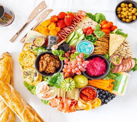 Picnic By The Sea - Tourism Caloundra 1