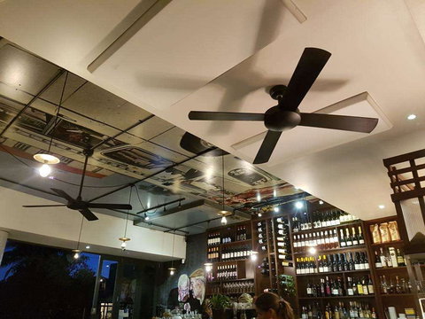 Targa - Tourism Caloundra 0