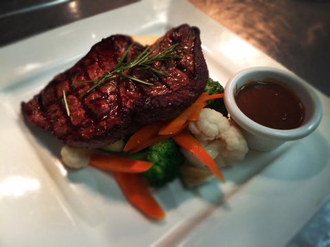 Tarts Cafe - Tourism Caloundra 0