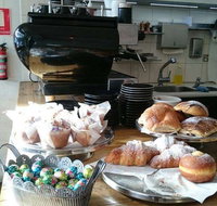 Izzi Caffetteria - Tourism Caloundra