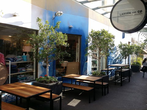 Larsen And Co. - Tourism Caloundra 0