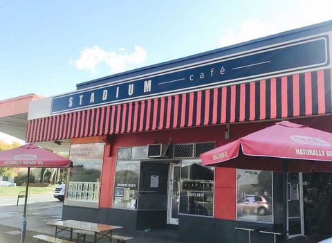Stadium Cafe - Tourism Caloundra 0