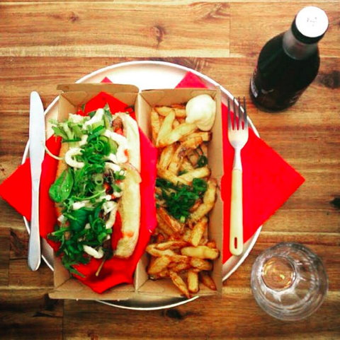 Wassup Dog - East Perth - Tourism Caloundra 0