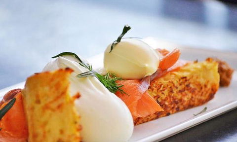 Benalla Gallery Cafe - Tourism Caloundra 10