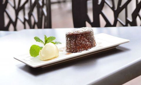Benalla Gallery Cafe - Tourism Caloundra 14