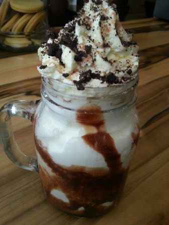 Rhyme St Cafe - Tourism Caloundra 0