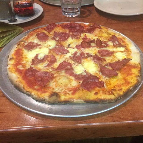 Mancini Woodfire Pizza - Tourism Caloundra 0