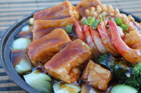 Taste Gallery - Sunnybank - Tourism Caloundra 0