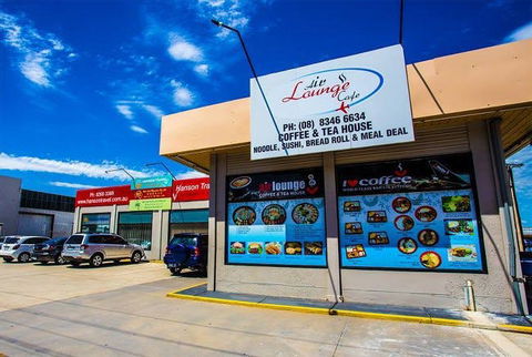 Air Lounge Cafe - Tourism Caloundra 0