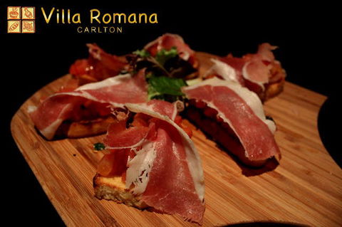 Villa Romana Carlton - Tourism Caloundra 0