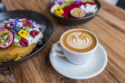 Hungry Monkey - Tourism Caloundra 2