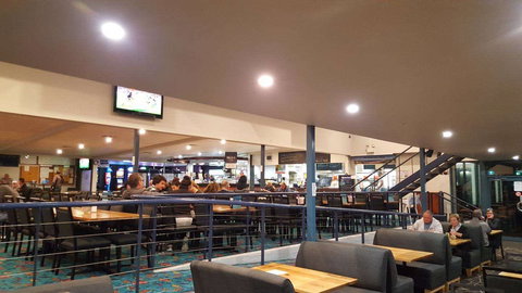 Gerroa Boat Fisherman's Club - Tourism Caloundra 0