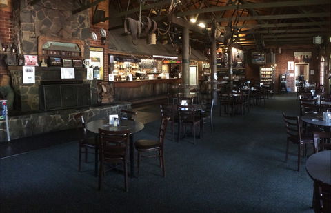 Murrumbateman Country Inn Bistro - Tourism Caloundra 0