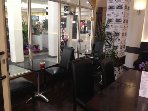 Neo Cafe Restaurant - Tourism Caloundra 2
