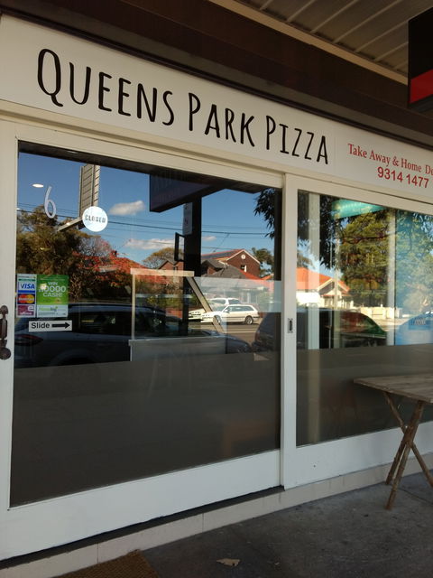 Queens Park Pizza - Tourism Caloundra 0