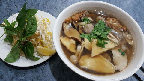 World Vegan - Tourism Caloundra 0