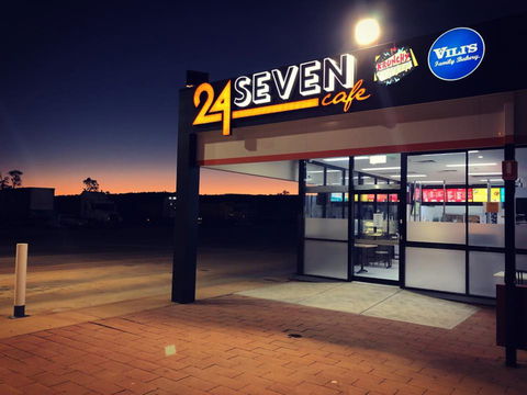 24 Seven Cafe - Tourism Caloundra 0