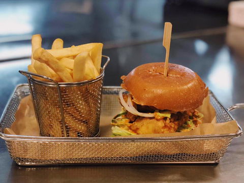 24 Seven Cafe - Tourism Caloundra 1