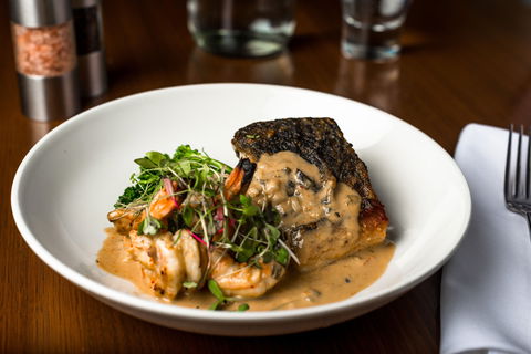 Summit Restaurant And Bar - Tourism Caloundra 2