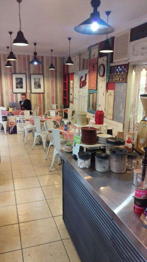 Bar Centrale On Queen - Tourism Caloundra 0