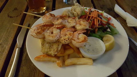 Lat28 Pub + Bottleshop - Tourism Caloundra 0