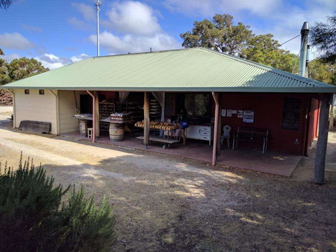 Yallingup Woodfired Bakery - Tourism Caloundra 0