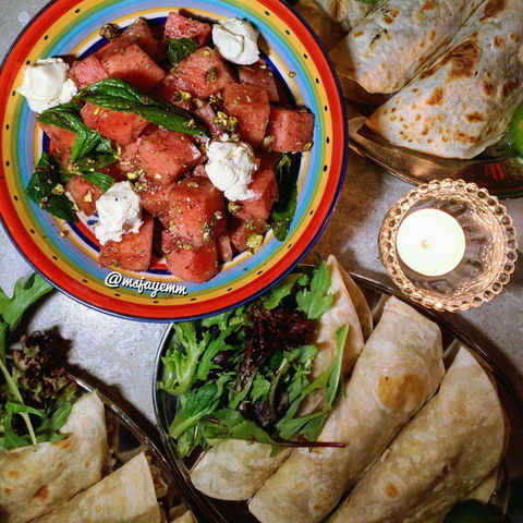 Crooked Tailor - Tourism Caloundra 0