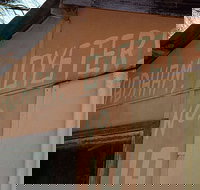 Les Wadham Oysters - Broken Bay Pacific Oysters - Tourism Caloundra