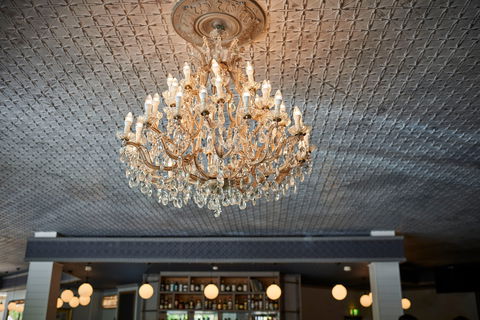 Mayfair Lane Pub And Dining Room - Tourism Caloundra 1