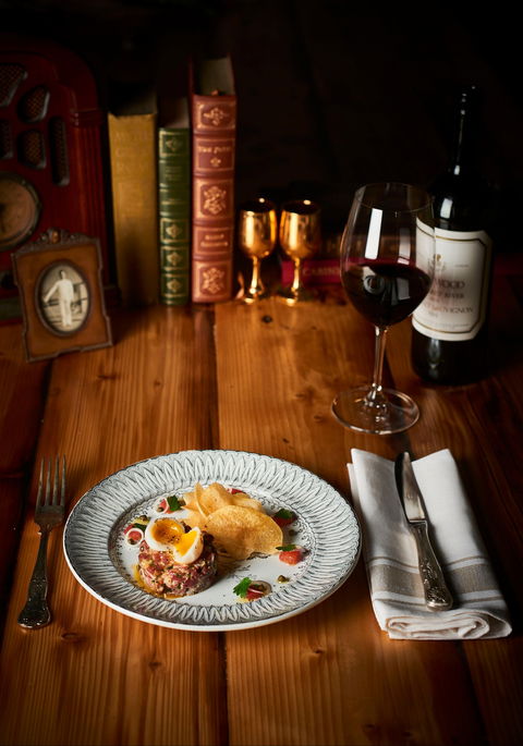 Mayfair Lane Pub And Dining Room - Tourism Caloundra 2