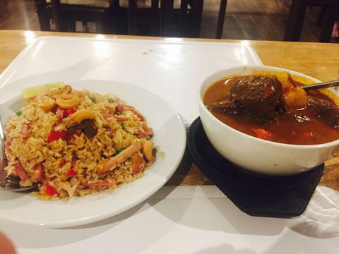 N' Thai Sing - Tourism Caloundra 0