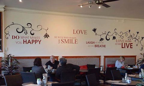 Aliza's Place Cafe - Tourism Caloundra 5