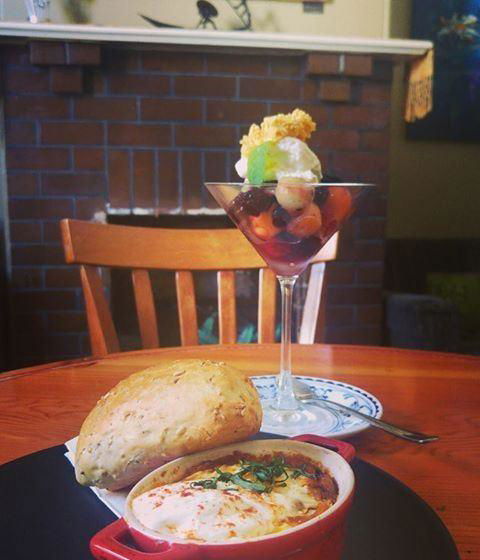 Mischief And Mayhem Wine Lounge - Tourism Caloundra 17